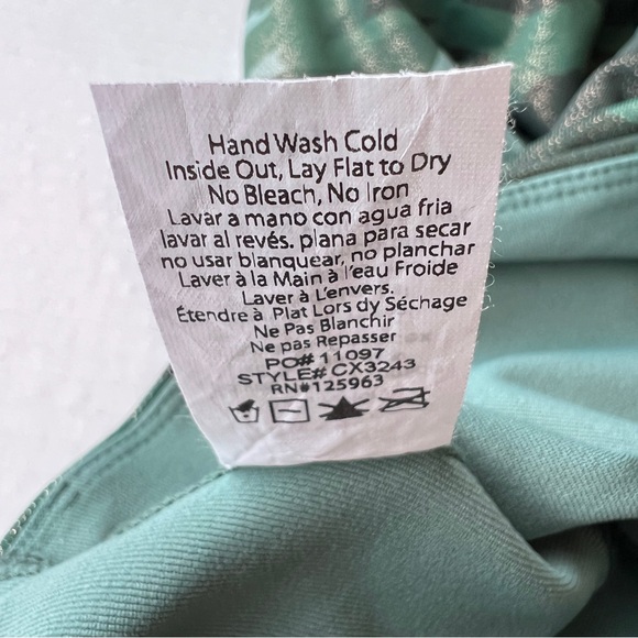 Beyond Yoga Glittery Camouflage High Rise Leggings Women’s Size Medium EUC - Picture 10 of 12